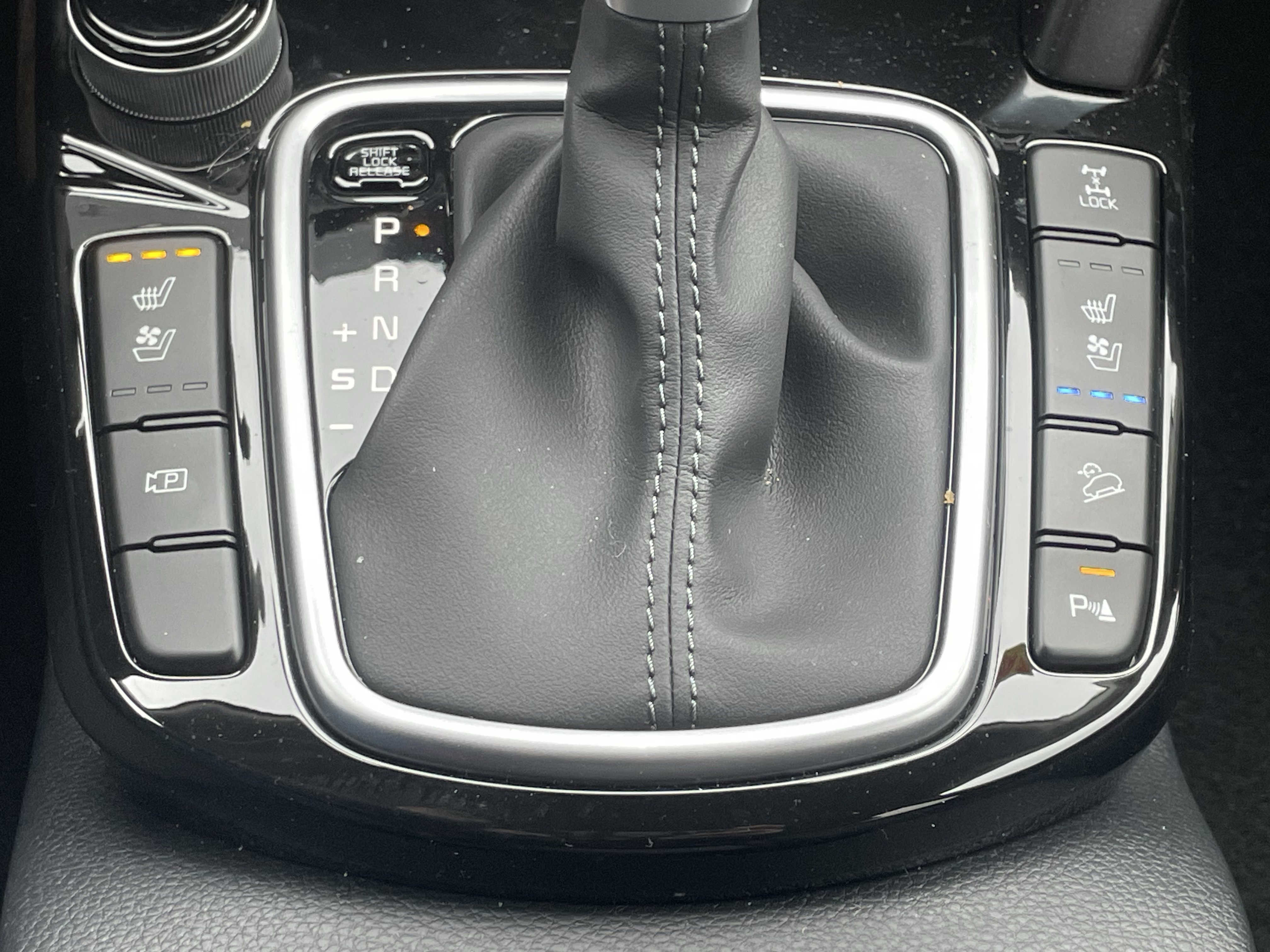 Used 2026 Kia Seltos SX image 28