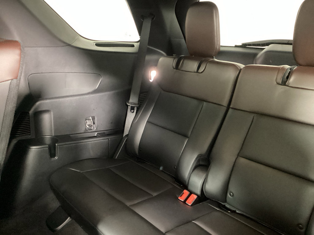Used 2023 Ford Explorer Platinum w/ Technology Package image 27