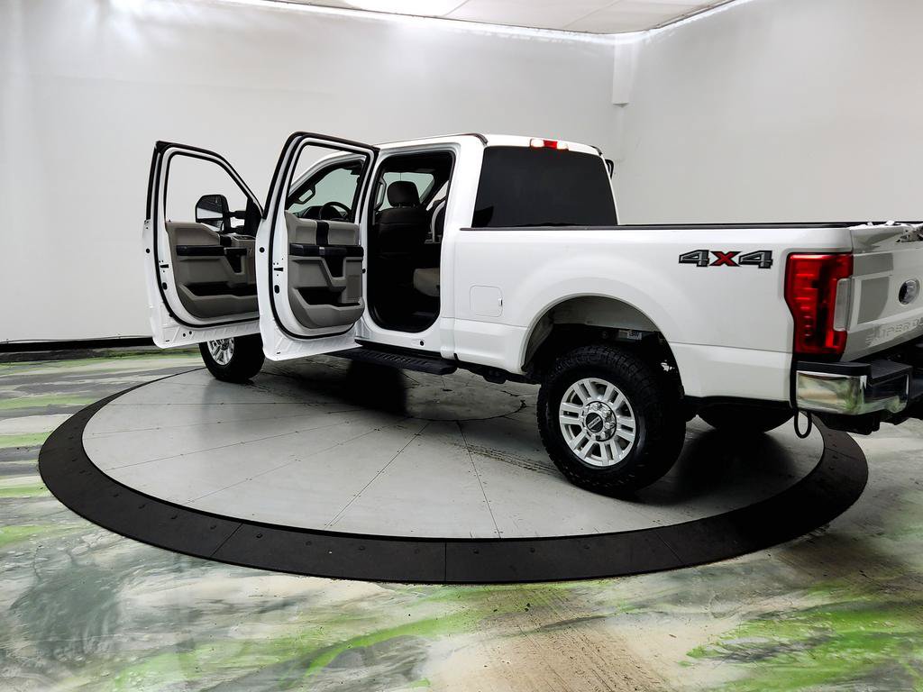 Used 2019 Ford F250 XLT w/ Snow Plow Prep Package AWD/4WD image 12