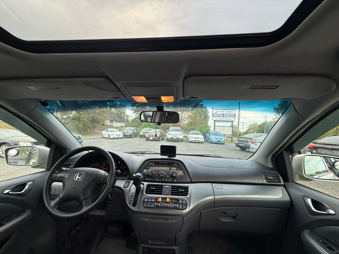 Used 2005 Honda Odyssey EX-L image 21