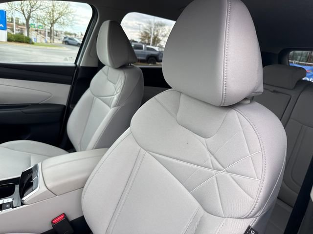 Certified 2025 Hyundai Tucson SEL AWD/4WD image 12