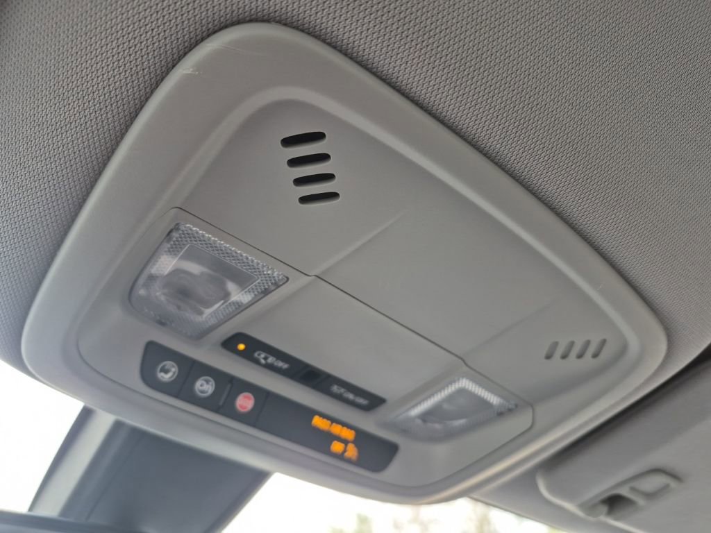 Used 2020 Chevrolet Malibu LS image 24