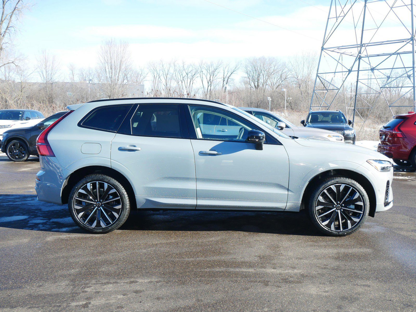 New 2026 Volvo XC60 T8 Ultra w/ Protection Package Premier image 2