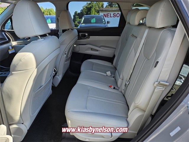 New 2026 Kia Sorento S image 6