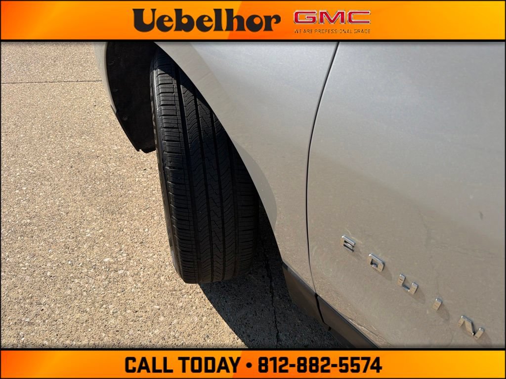 Used 2018 Chevrolet Equinox LT FWD image 20
