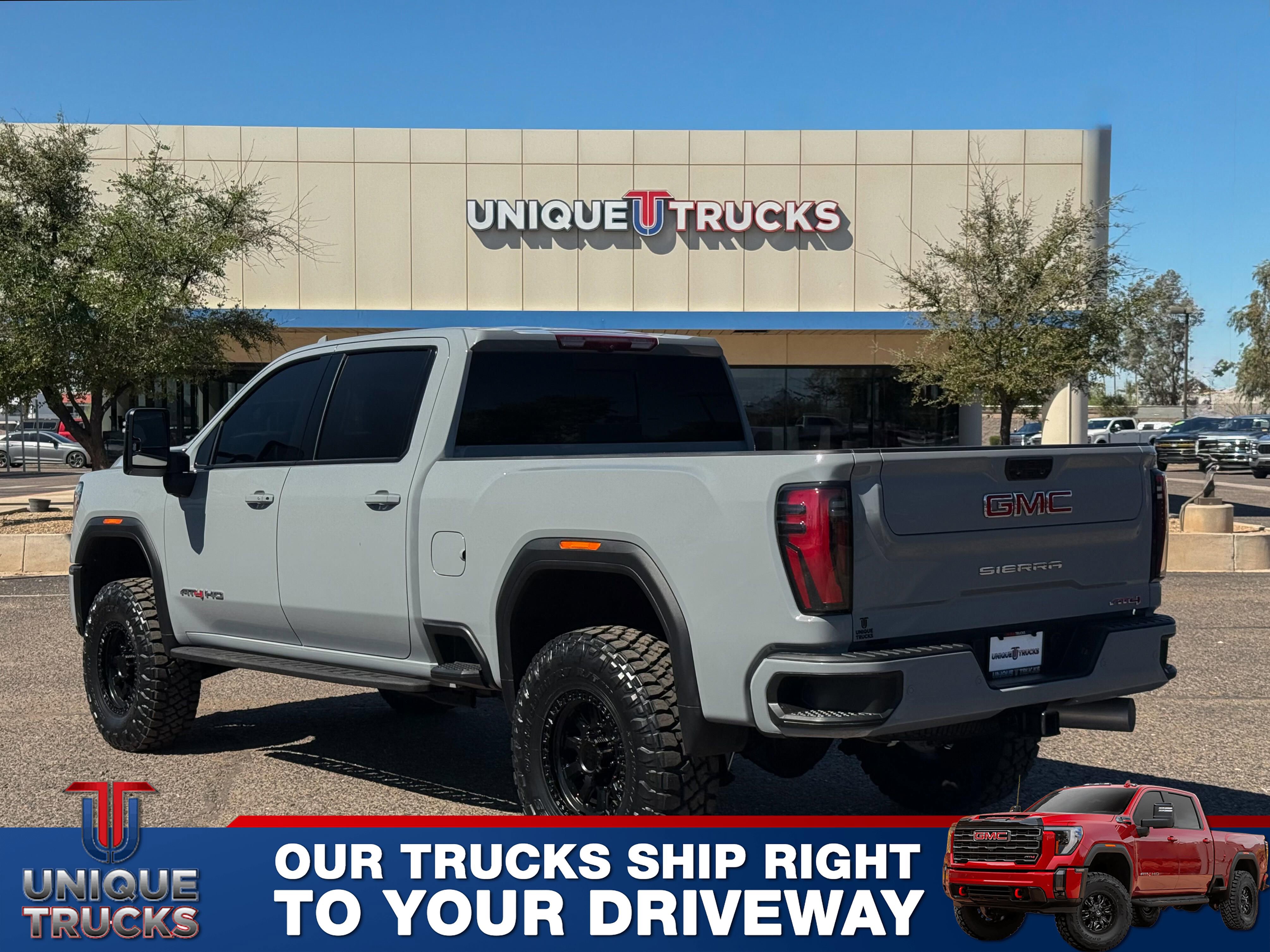 Used 2024 GMC Sierra 2500 AT4 w/ AT4 Premium Plus Package AWD/4WD image 8