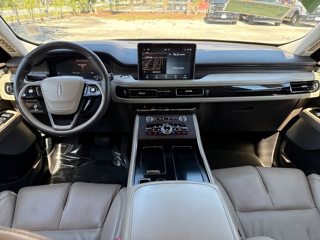 Used 2020 Lincoln Aviator Reserve w/ Equipment Group 202A AWD/4WD image 6