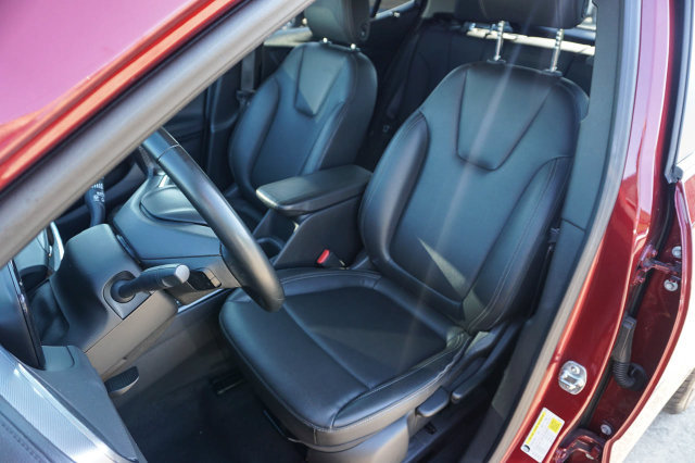 Used 2024 Buick Encore GX Sport Touring AWD/4WD image 14