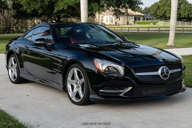 Used 2016 Mercedes-Benz SL 550 image 12