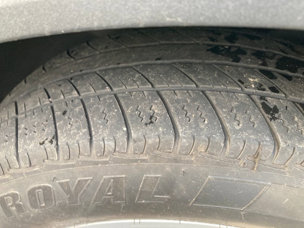 Used 2020 Ford Escape SE image 32