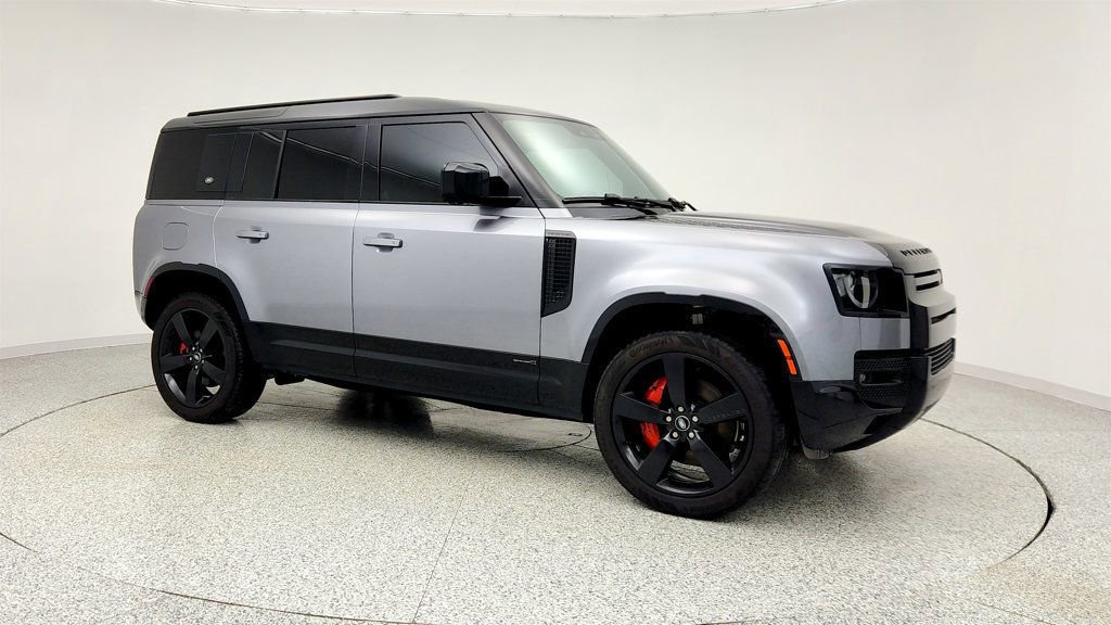 Used 2023 Land Rover Defender 110 X image 3