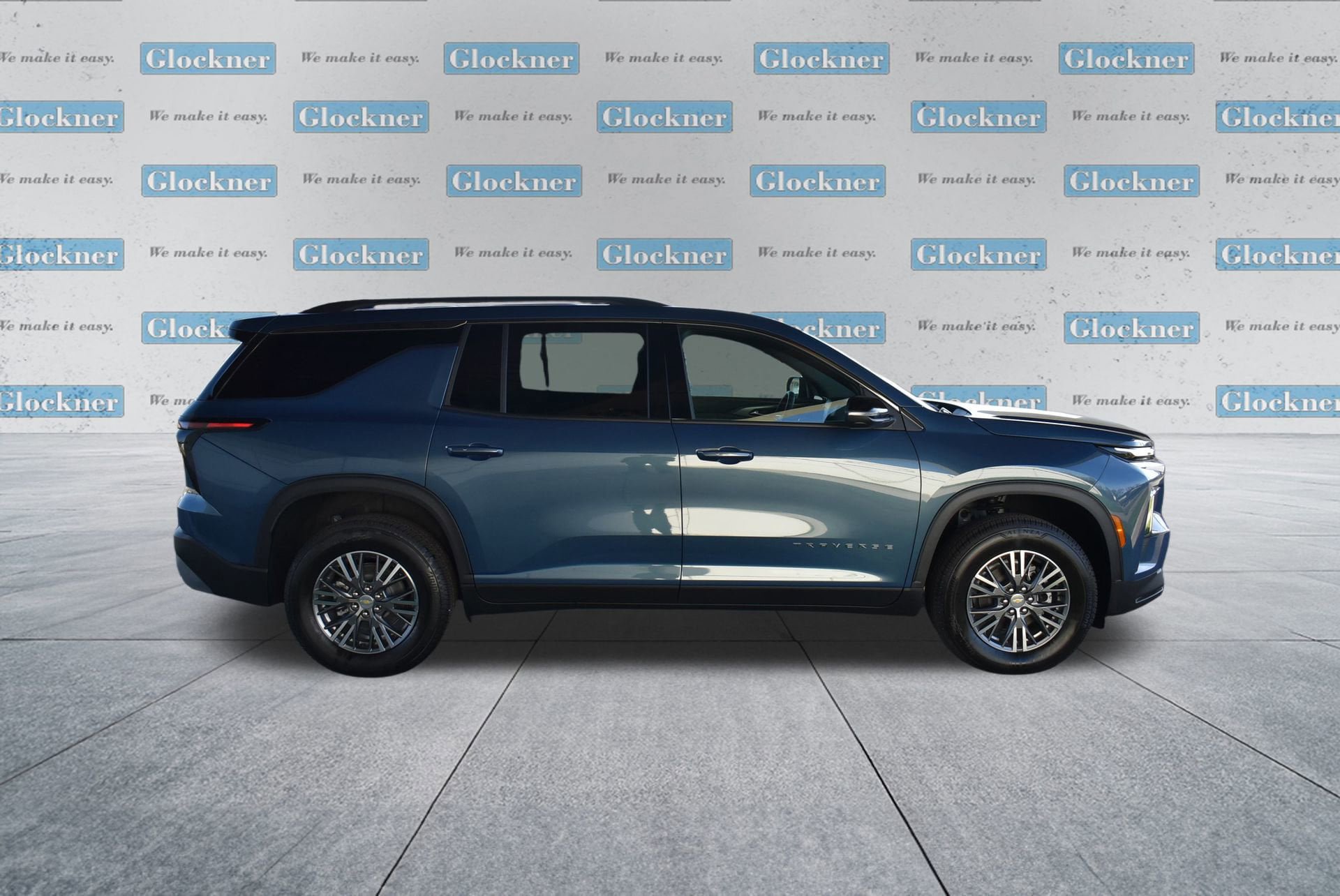 New 2026 Chevrolet Traverse LT w/ LPO, Floor Liner Package FWD image 4
