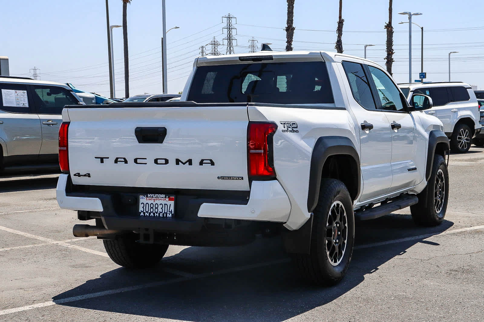 Used 2024 Toyota Tacoma TRD Off-Road w/ TRD Off Road Upgrade Package AWD/4WD image 7