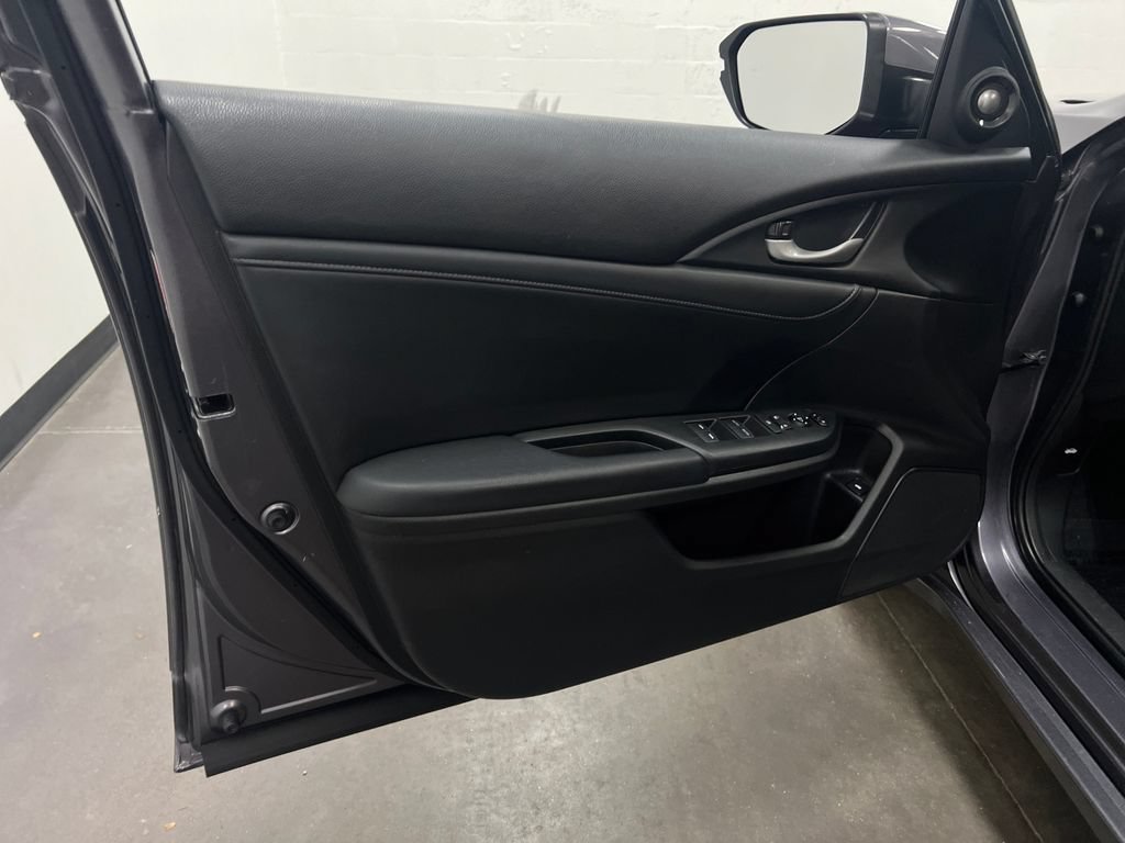 Used 2020 Honda Insight Touring image 12
