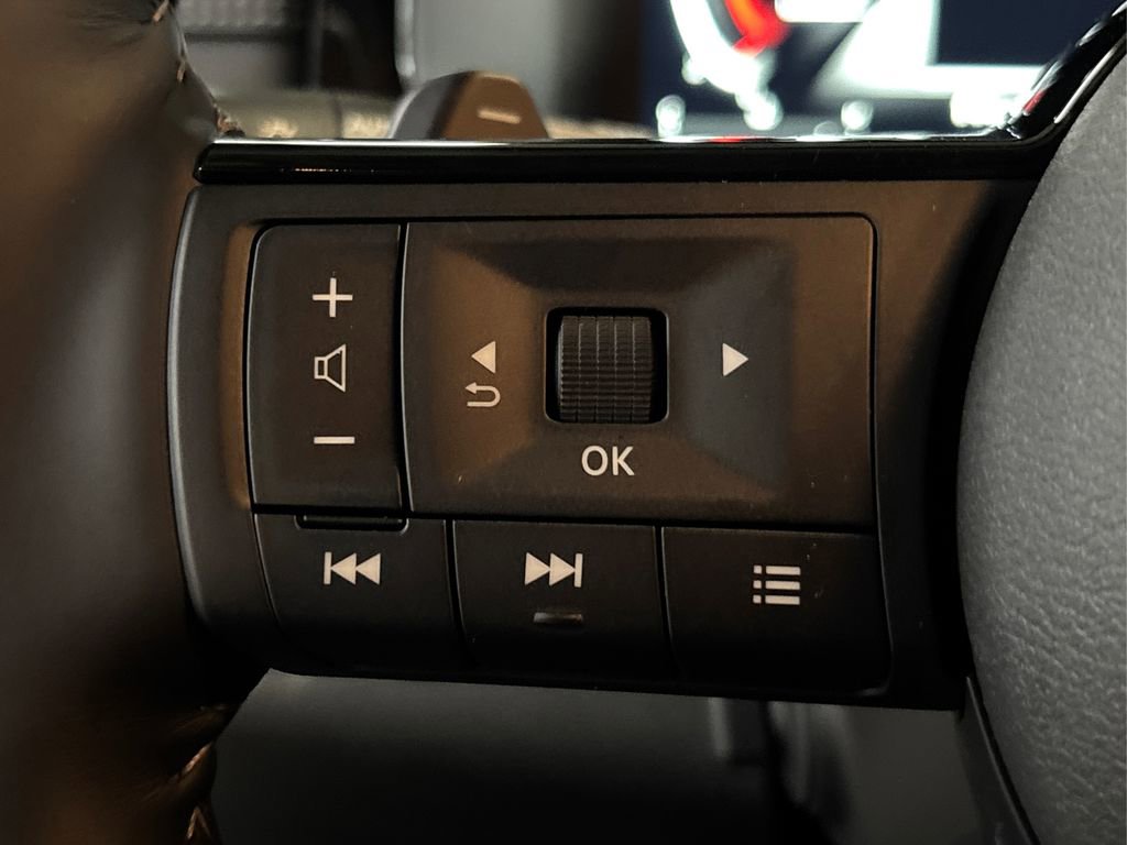 New 2025 Nissan Pathfinder Platinum w/ Cargo Package image 20