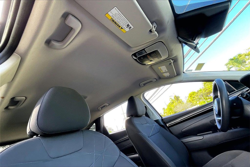 Used 2022 Hyundai Tucson SEL w/ Cargo Package image 17