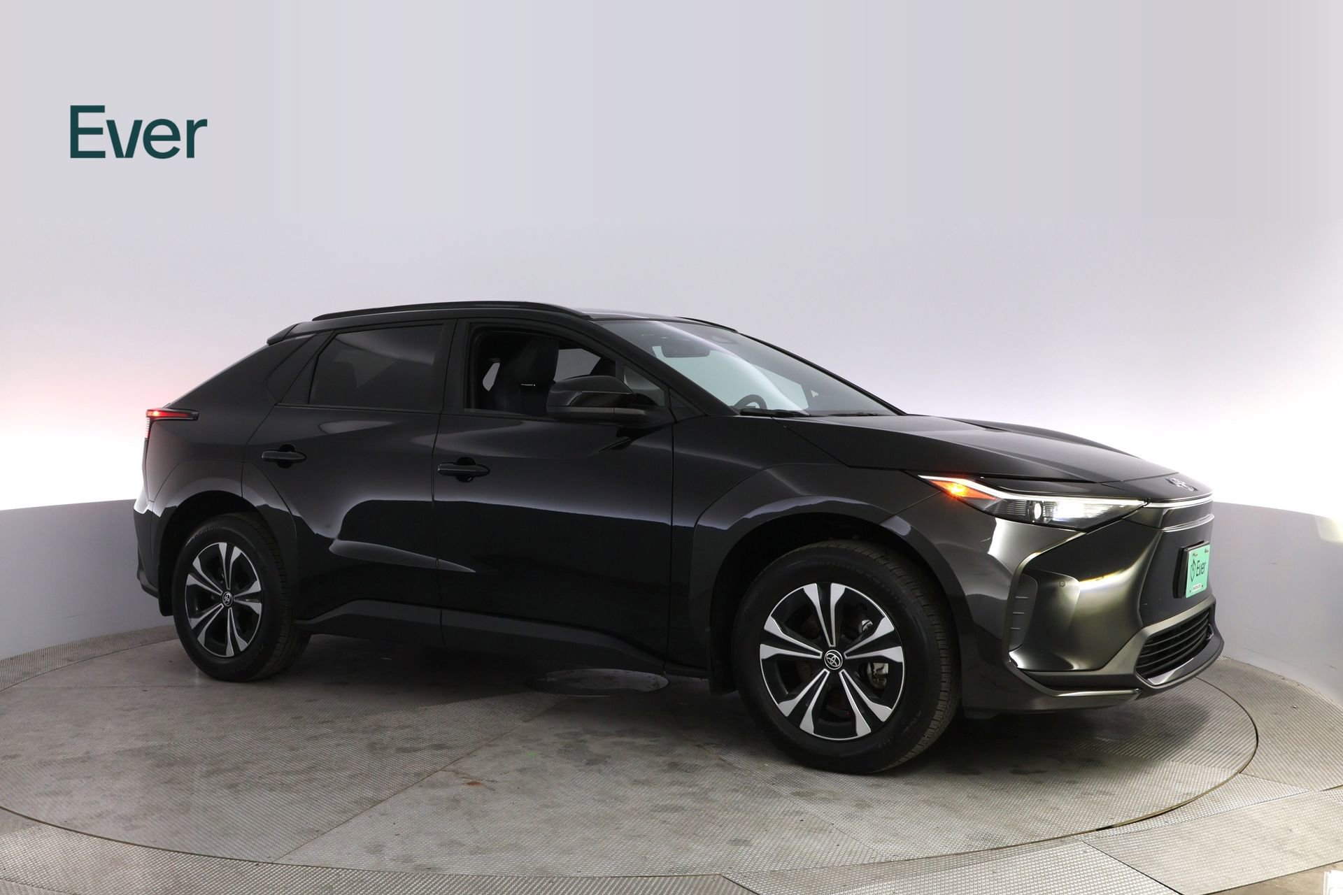 Used 2025 Toyota bZ4X AWD w/ Weather Package image 14