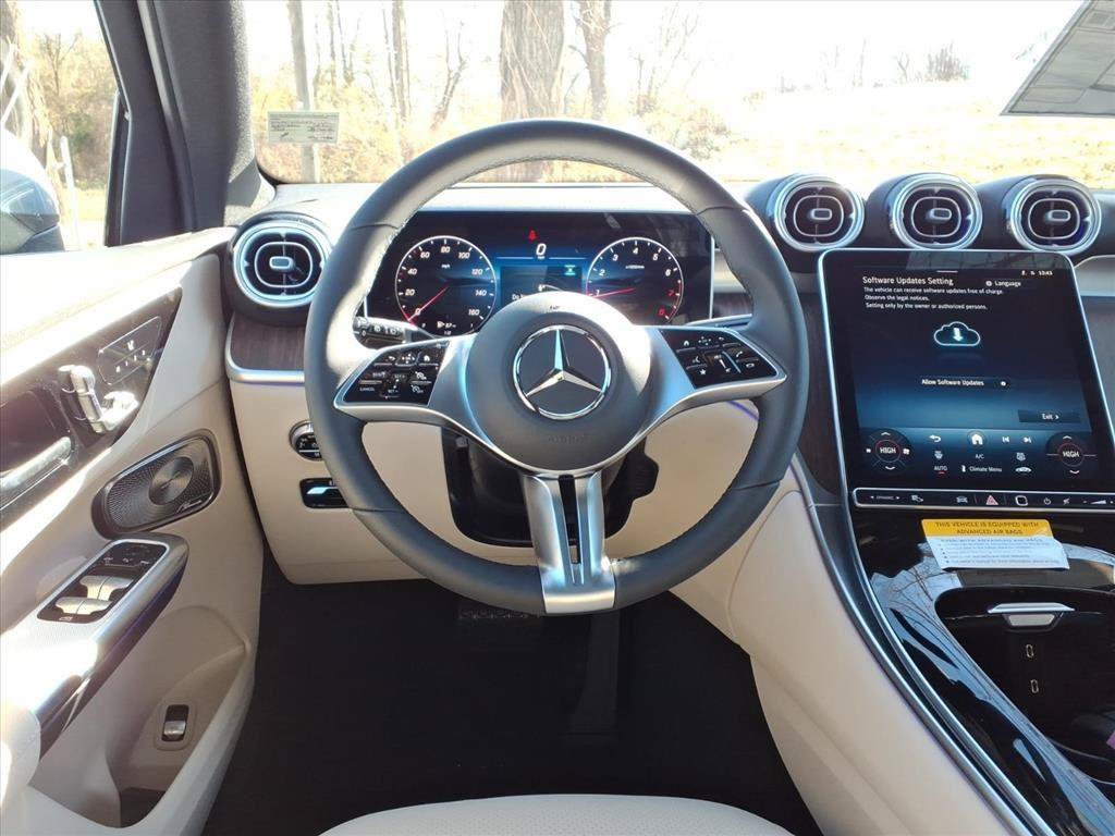 New 2026 Mercedes-Benz GLC 300 image 21