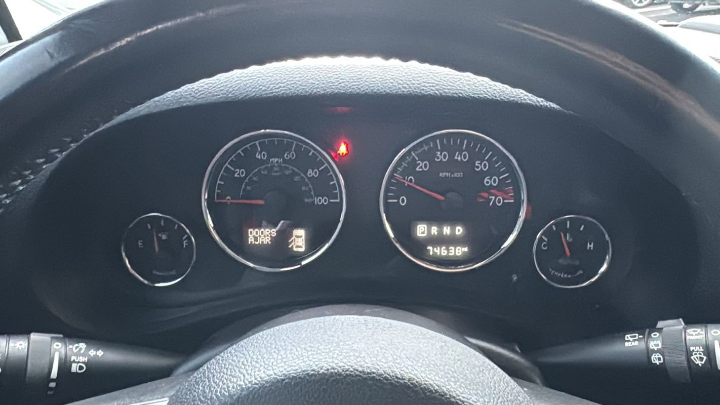 Used 2018 Jeep Wrangler Unlimited Rubicon image 23