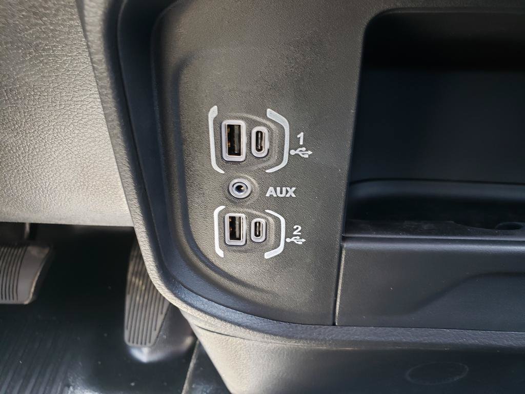 New 2026 RAM 2500 Tradesman AWD/4WD image 17