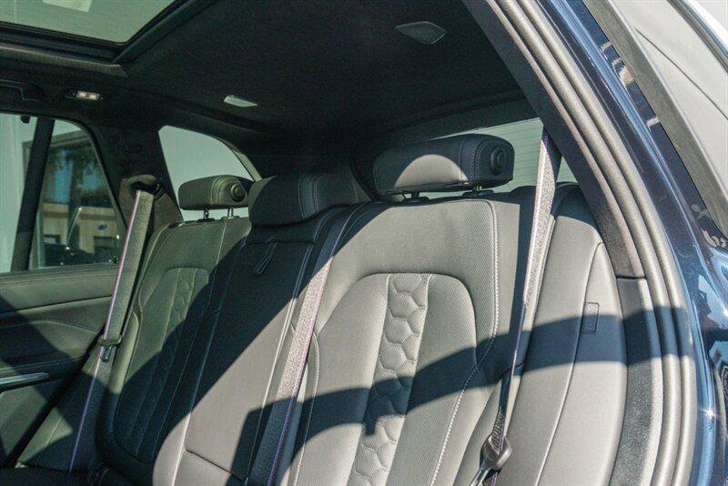 Used 2025 BMW X5 M Competition w/ Executive Package image 13