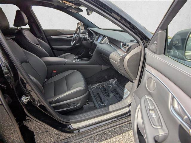 Used 2022 INFINITI QX50 Luxe w/ Appearance Package image 11