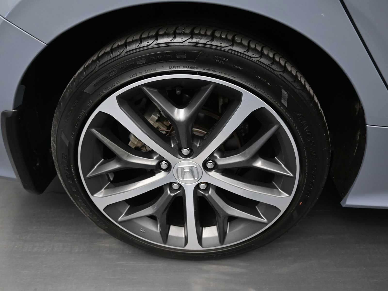 Used 2022 Honda Civic Touring image 14