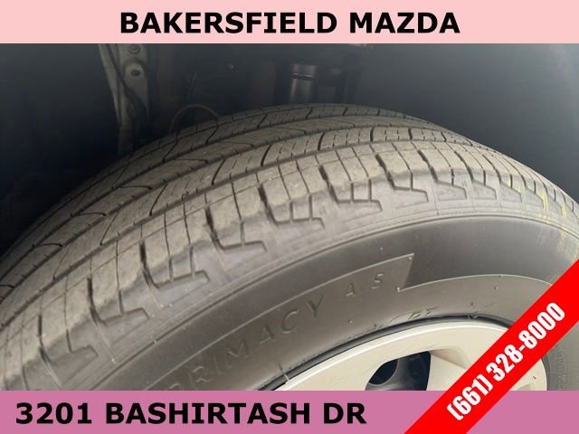 Used 2024 Toyota RAV4 LE image 25