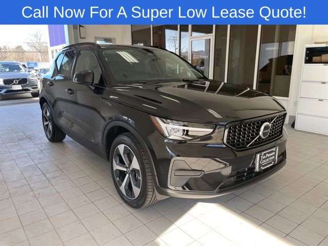 Used 2026 Volvo XC40 B5 Core w/ Climate Package image 5