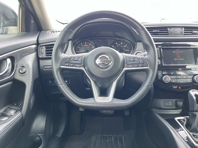 Used 2019 Nissan Rogue SV FWD image 14