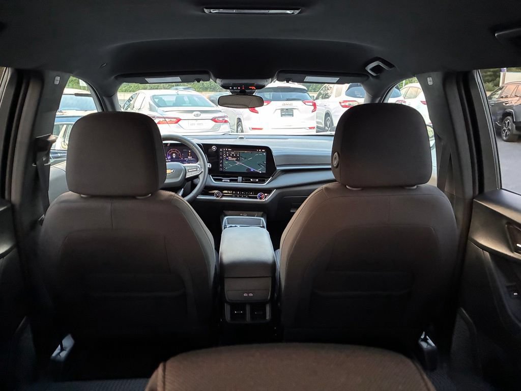 Used 2026 Chevrolet Equinox LT FWD image 14
