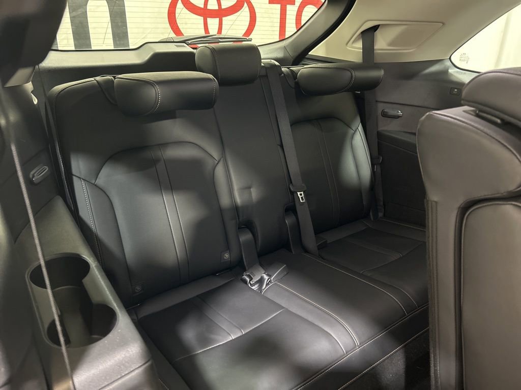 Used 2025 MAZDA CX-90 3.3 Turbo w/ Premium Sport Pkg image 19