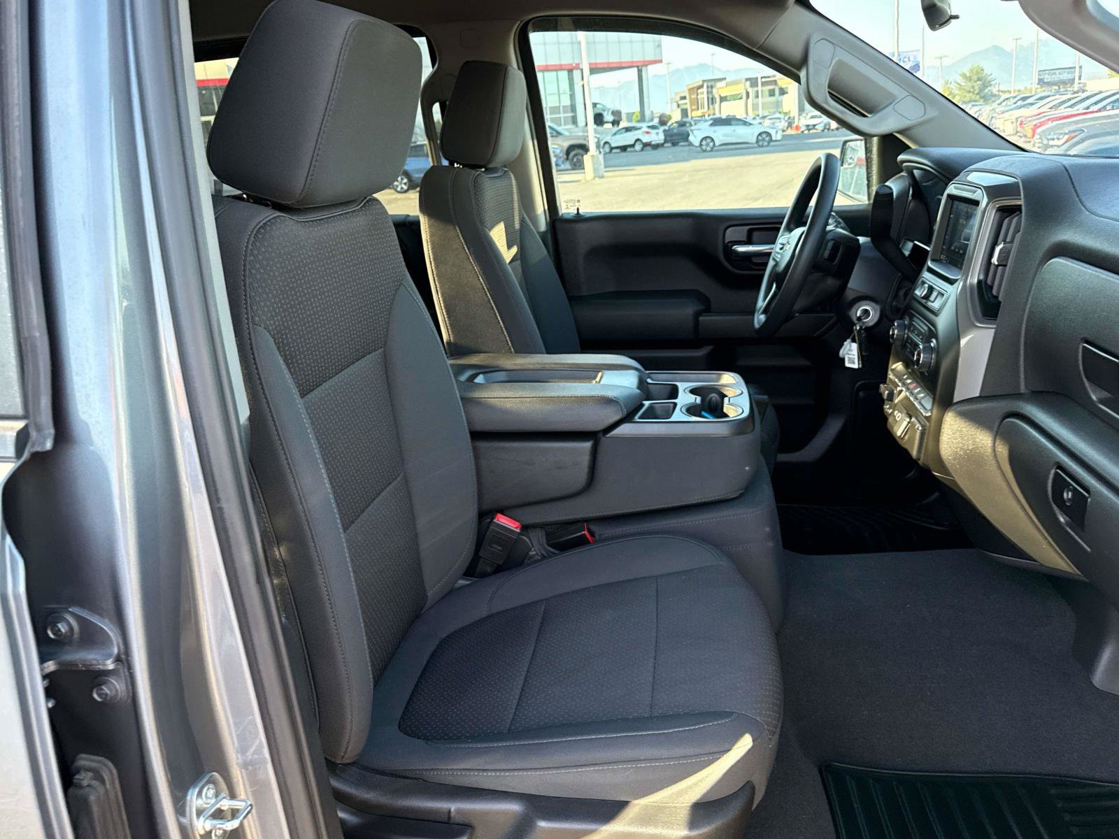 Used 2021 Chevrolet Silverado 1500 Custom w/ LPO, Dark Essentials Package AWD/4WD image 18