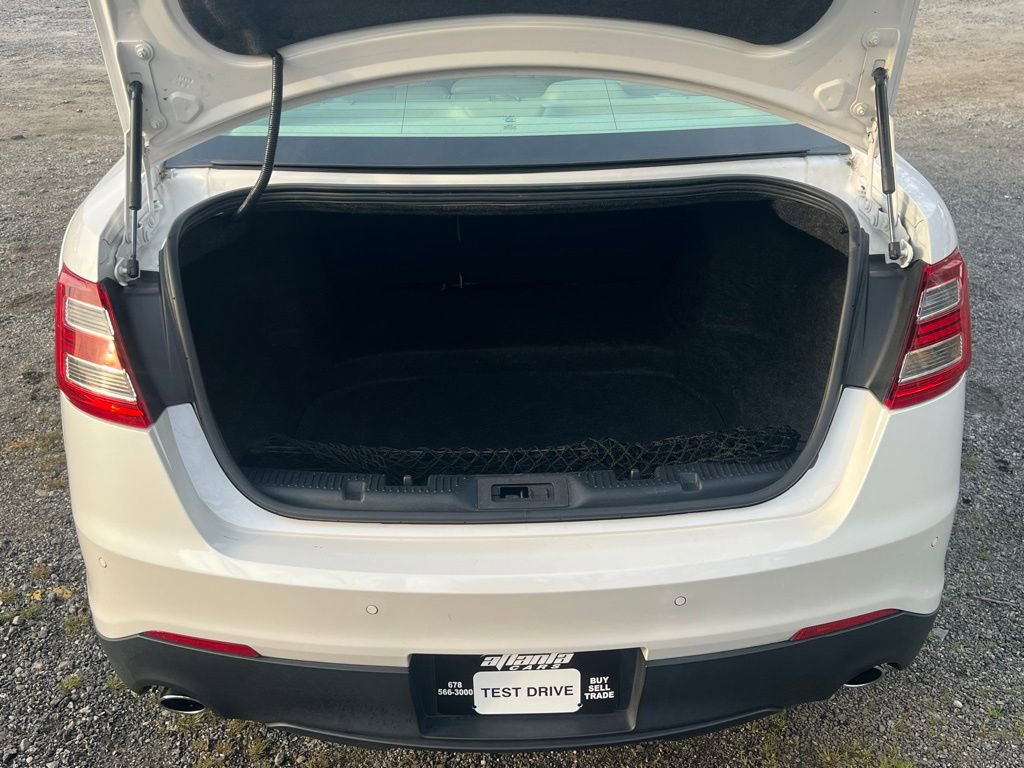 Used 2015 Ford Taurus Limited w/ Equipment Group 301A image 17