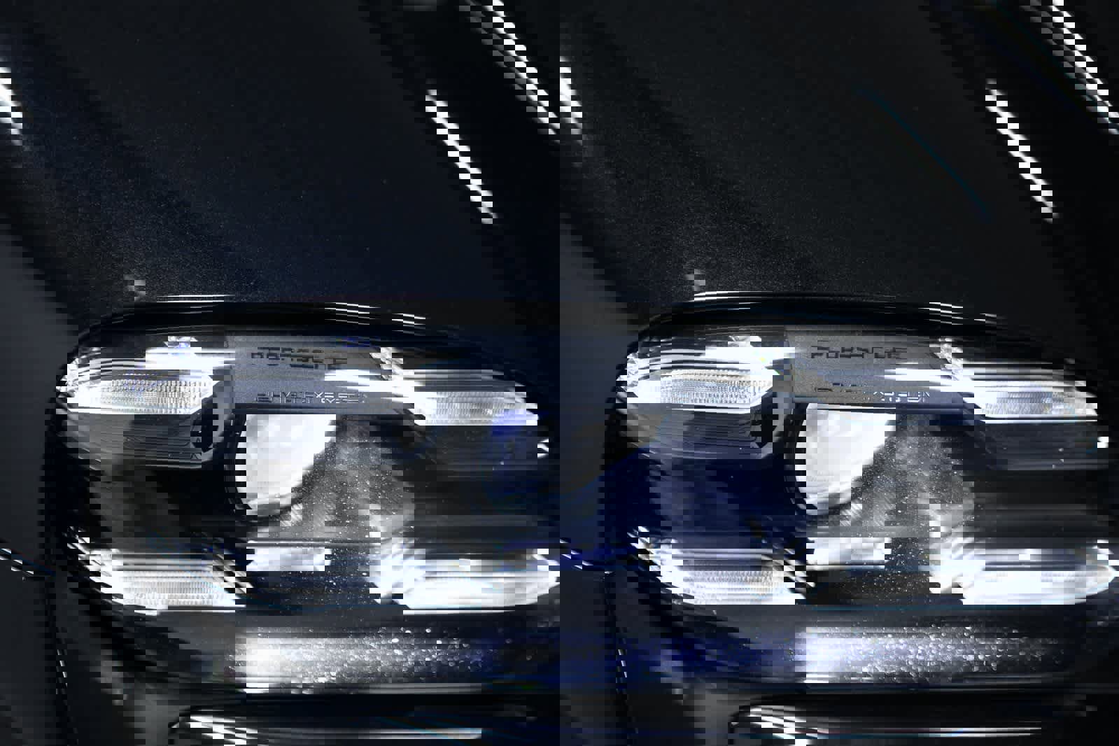 Certified 2022 Porsche Taycan 4S image 33