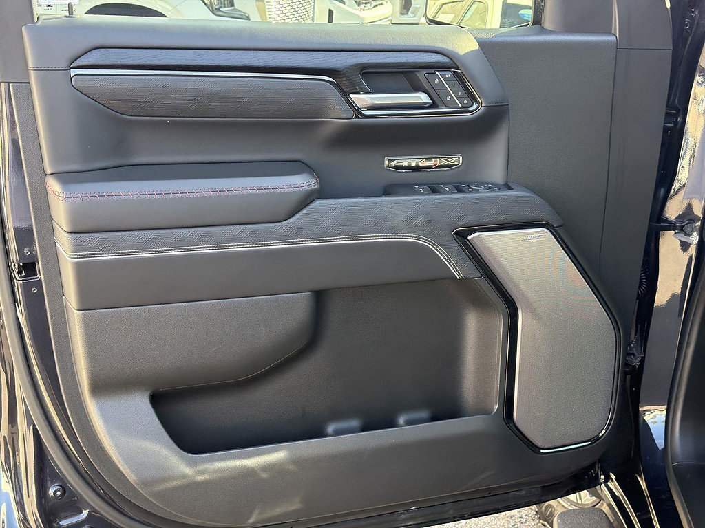 Used 2025 GMC Sierra 1500 AT4X AWD/4WD image 22