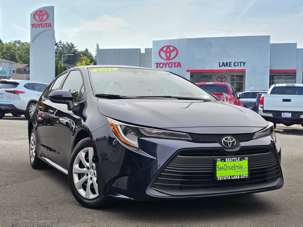 Certified 2025 Toyota Corolla LE FWD image 1