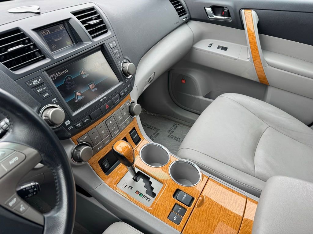 Used 2009 Toyota Highlander Limited image 18