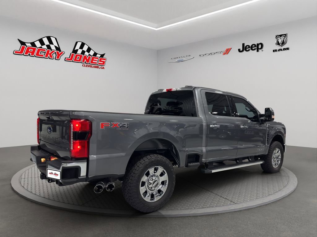 Used 2025 Ford F250 Lariat w/ Chrome Package image 7