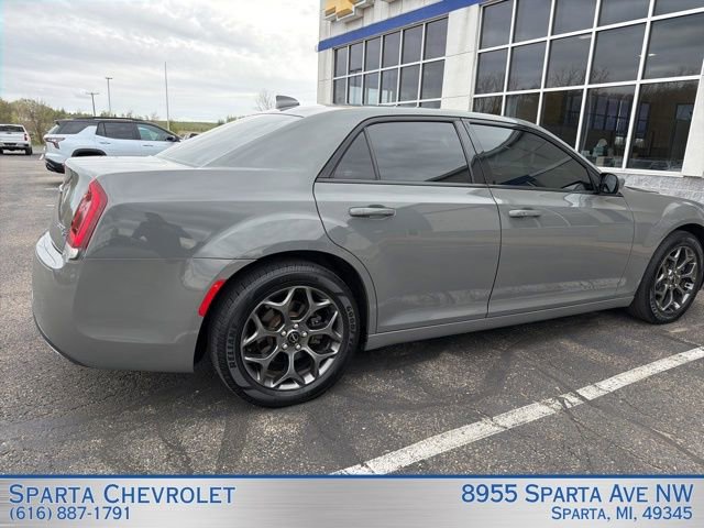 Used 2018 Chrysler 300 S w/ 300S Premium Group 2 AWD/4WD image 3