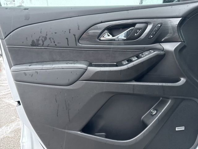 Certified 2024 Chevrolet Traverse High Country image 14