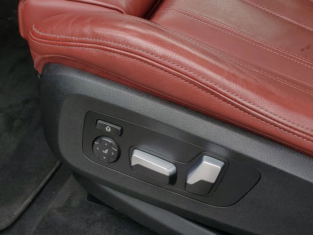 Used 2021 BMW X6 xDrive40i w/ M Sport Package image 13