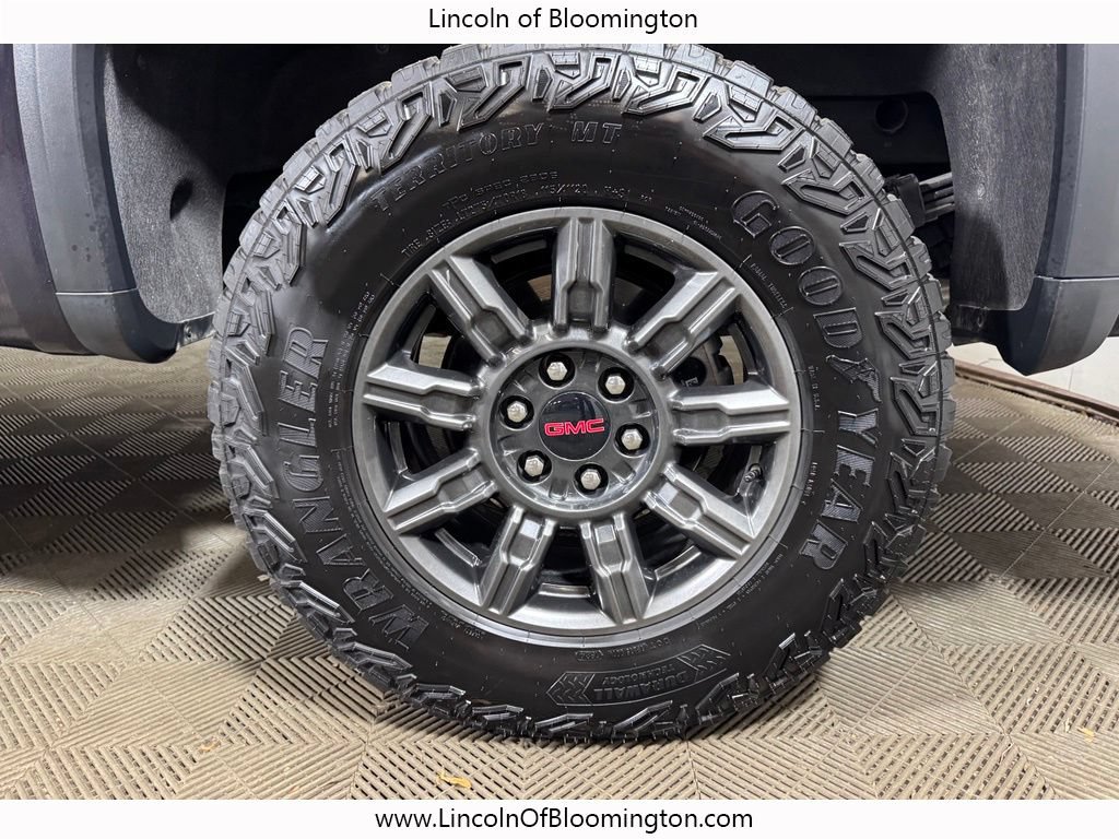 Used 2024 GMC Sierra 1500 AT4X AWD/4WD image 33
