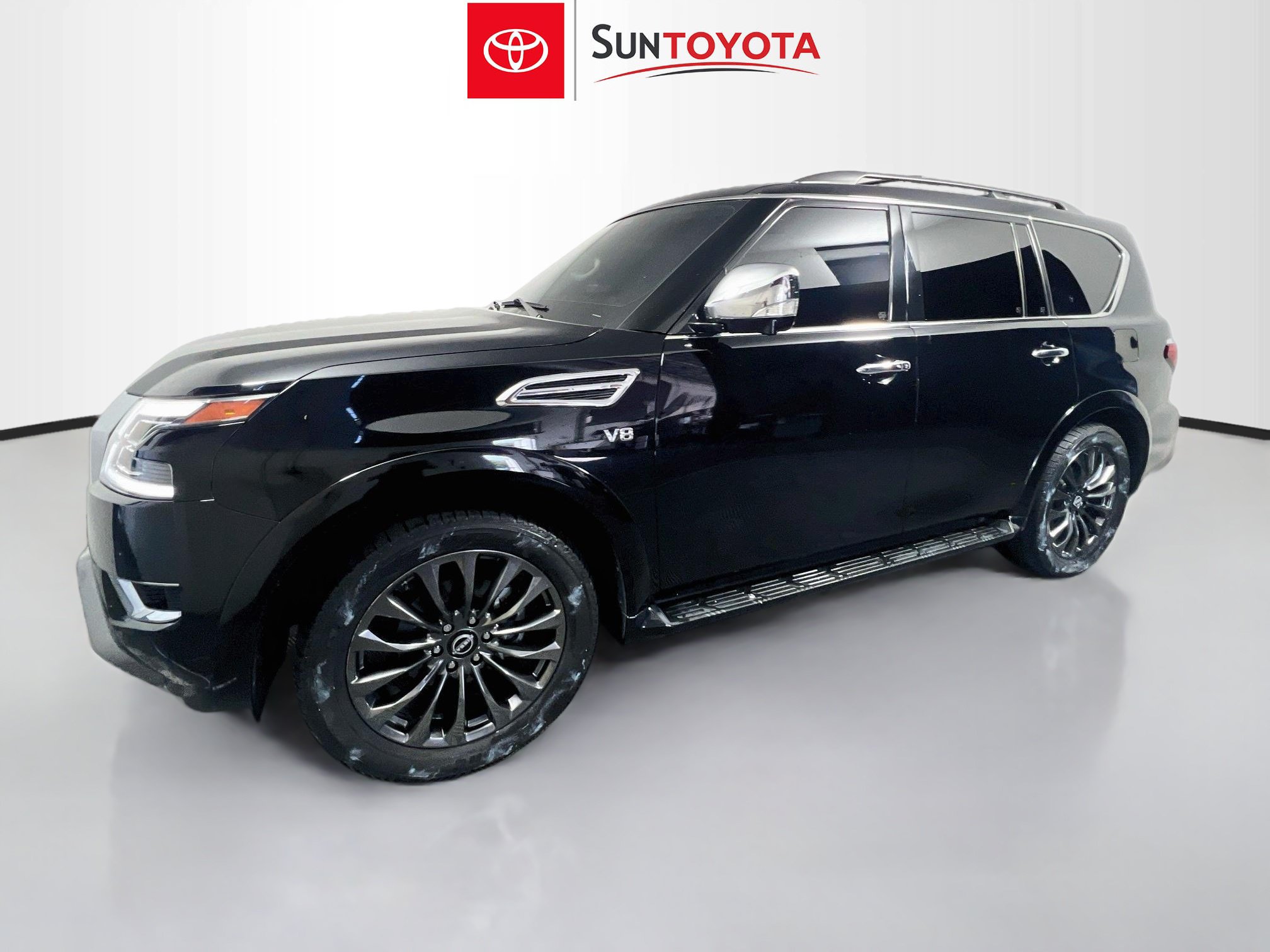Used 2021 Nissan Armada Platinum w/ Captain's Chairs Package RWD image 9