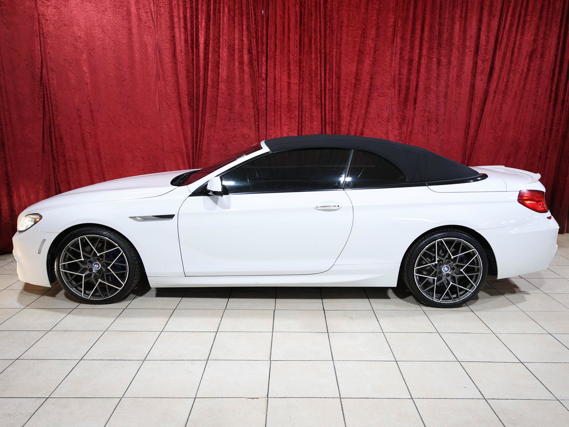 Used 2015 BMW 640i Convertible RWD image 4