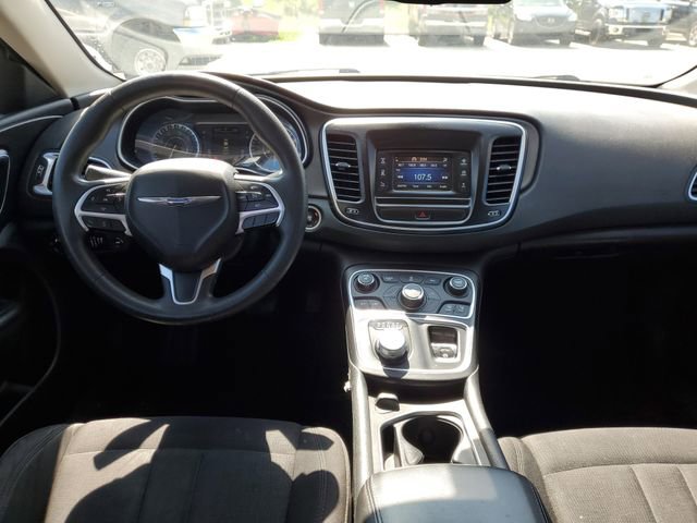 Used 2016 Chrysler 200 Limited image 26