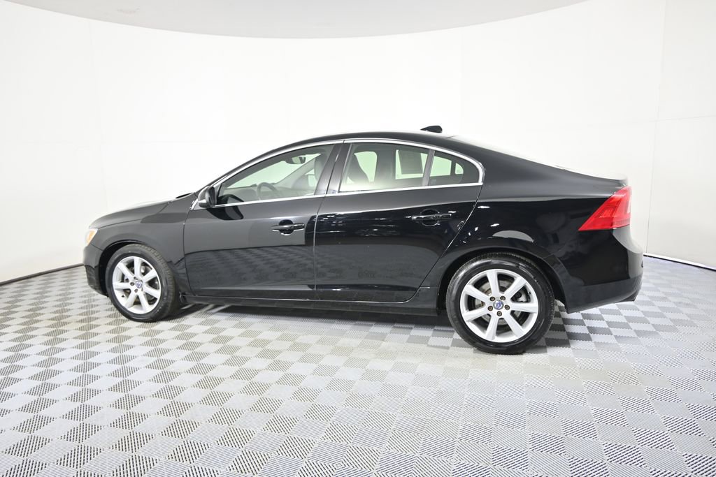 Used 2016 Volvo S60 T5 Premier FWD image 3