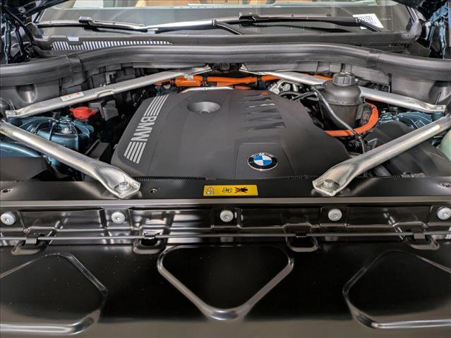 New 2026 BMW X5 xDrive50e w/ Executive Package image 18