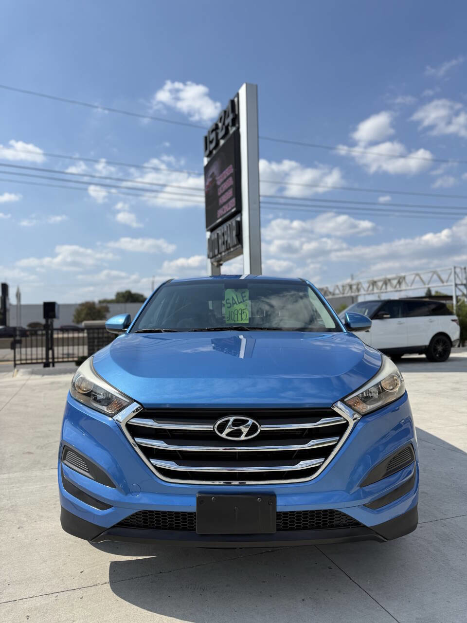 Used 2017 Hyundai Tucson SE image 2