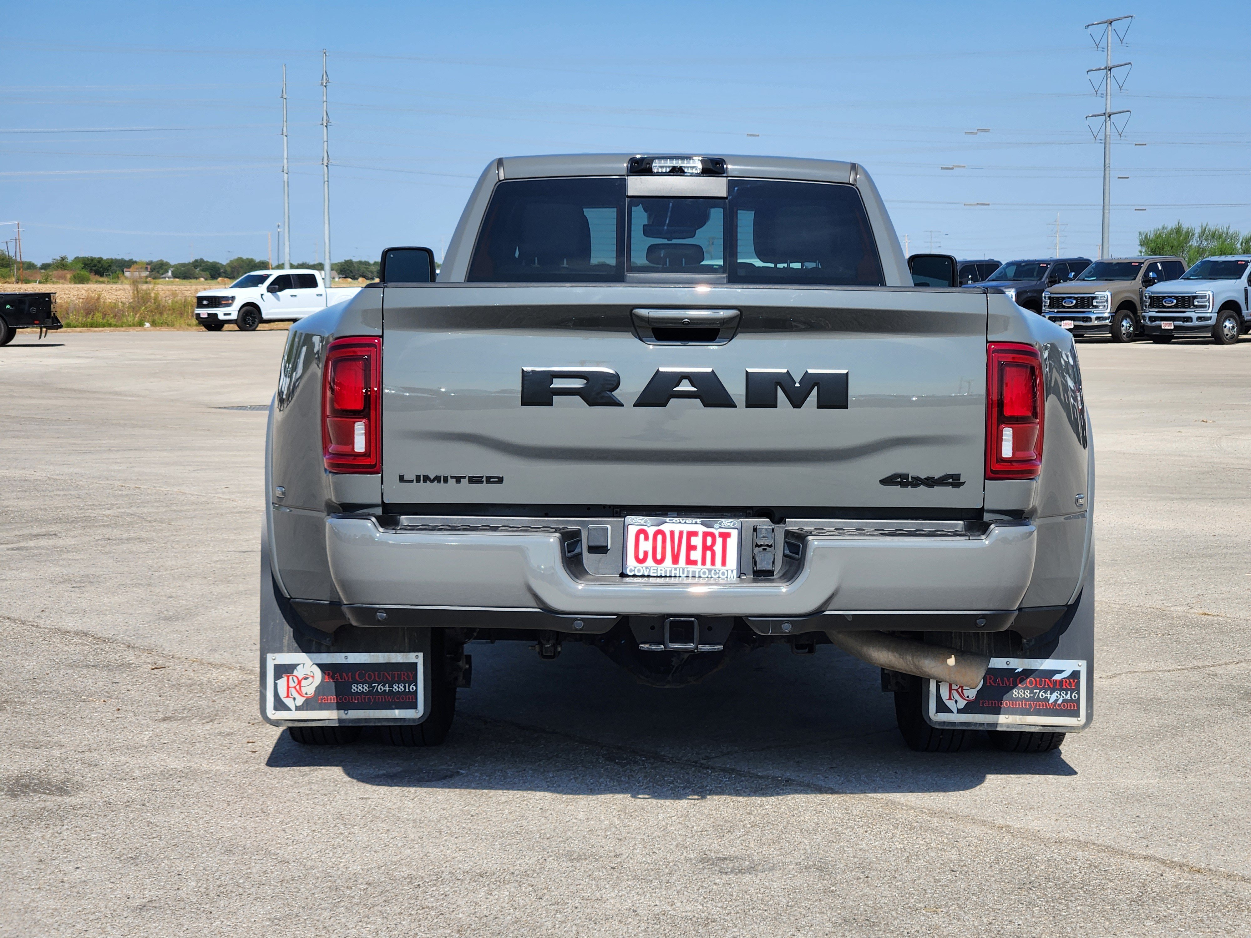 Used 2025 RAM 3500 Limited AWD/4WD image 6